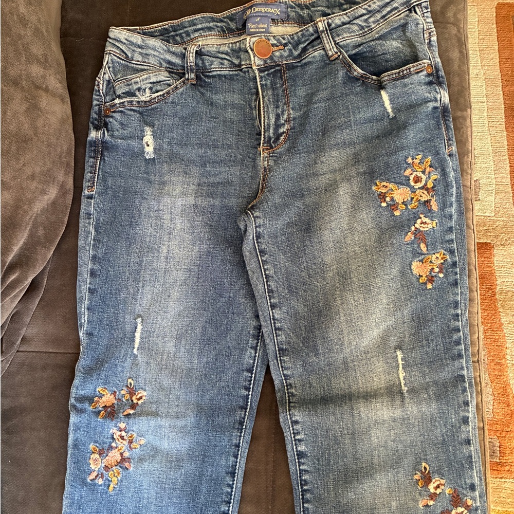 Democracy Women's Blue Floral Embroidered Skinny Jeans